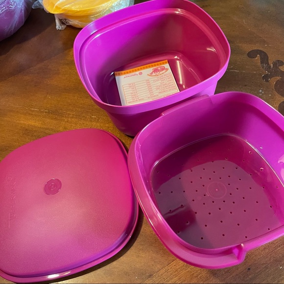 Tupperware Multi Server Container - Picture 5 of 8